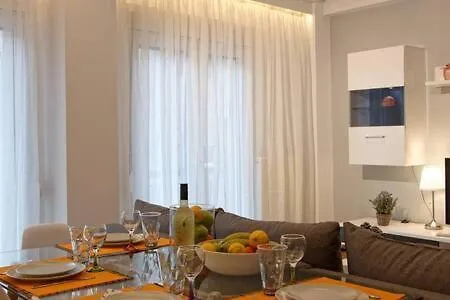 2 Bedroom Luxury Apartment Near Athens Acropolis Exterior photo