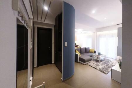 2 Bedroom Luxury Near Acropolis *