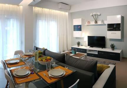 2 Bedroom Luxury Near Acropolis * Athens