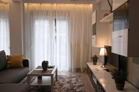 2 Bedroom Luxury Near Acropolis