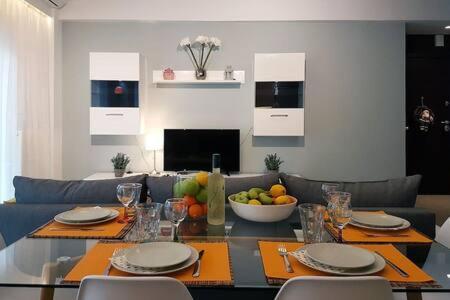 2 Bedroom Luxury Near Acropolis