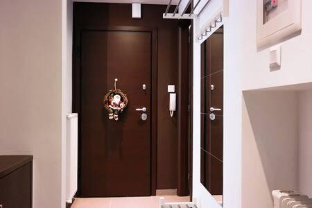 Apartment 2 Bedroom Luxury Near Acropolis